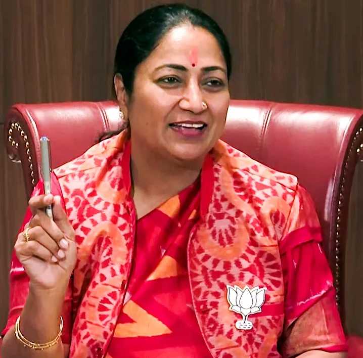 ଘରୁ ଥାଇ କାମ କରିବେ ଦିଲ୍ଲୀ ମନ୍ତ୍ରୀଗଣ