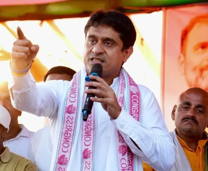 କଂଗ୍ରେସର ଅର୍ଦ୍ଧନଗ୍ନ ବିରୋଧ ପ୍ରଦର୍ଶ ପ୍ରସଙ୍ଗ, ଉଦୟ ଭାନୁ ଚିବ�