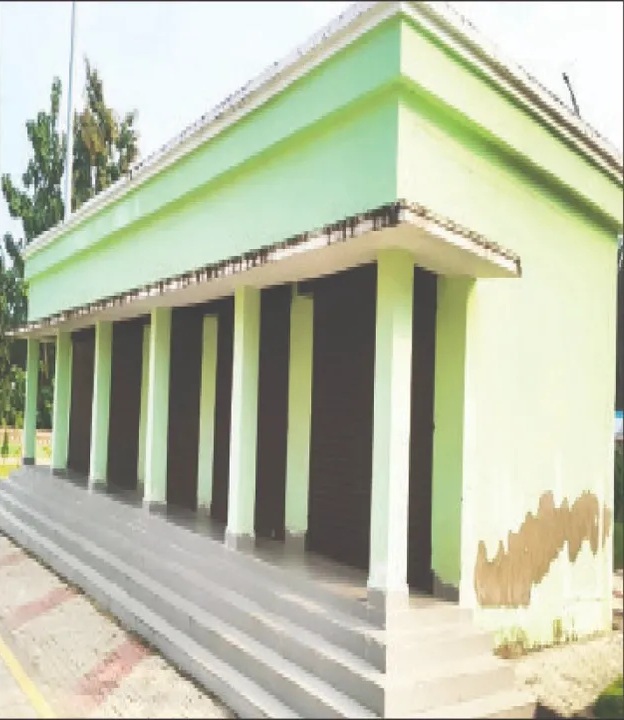 ଆମ ବସ୍‌ଷ୍ଟାଣ୍ଡ’ର ସ୍ଥିତି ଦୟନୀୟ: କାମରେ ଆସୁନି ମାର୍କେଟ୍‌ କମ�