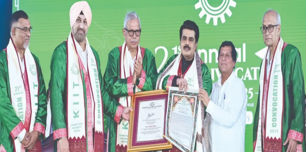 ଲାଲ୍‌ଚନ୍ଦ ଗ୍ରୁପ୍‌ ଅଧ୍ୟକ୍ଷ ସଞ୍ଜୟ ହଂସଙ୍କୁ ଡକ୍ଟରେଟ୍‌