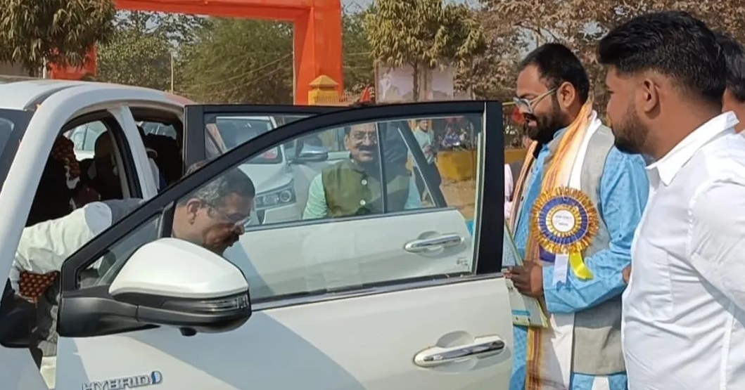 ଏବିଭିପି କାର୍ଯ୍ୟକ୍ରମରେ ବିଜେଡି ବିଧାୟକ ସାରଦା ନାୟକ: କେନ୍ଦ୍�